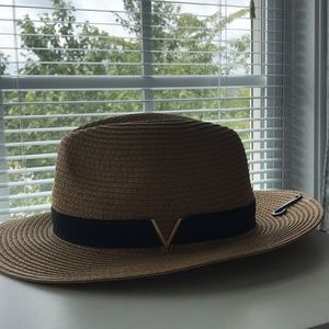 Vince Camuto Beach Hat